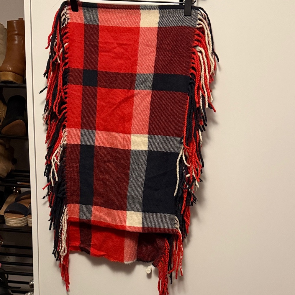American Eagle blanket scarf